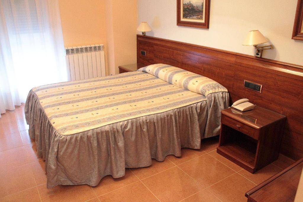 בנאוונטה Hostal Castilla חדר תמונה
